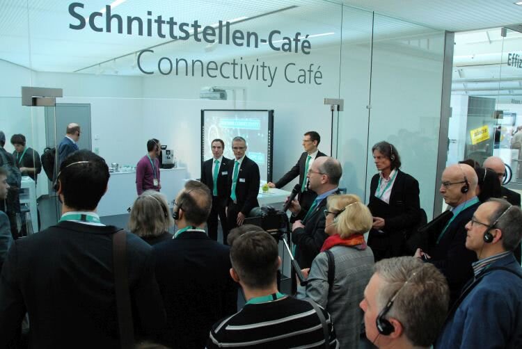 Connectivity cafe