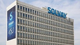 Solvay zredukuje 600 miej