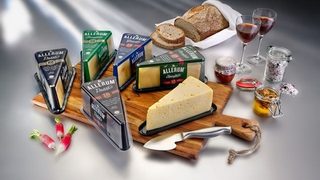 Cheese pack seves up a so