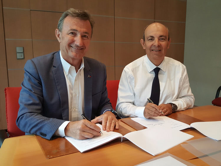 Eric Trappier, Prezes Zarządu i CEO w Dassault Aviation i Bernard Charlès, Wiceprezes Zarządu i CEO Dassault Systèmes 
