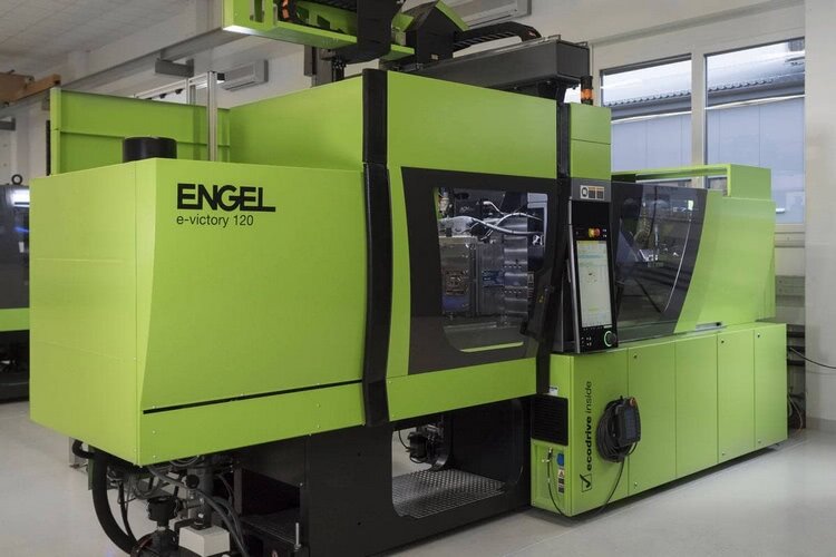 Engel e-victory injection moulding machine