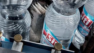 Grupa Sidel przejmuje PET