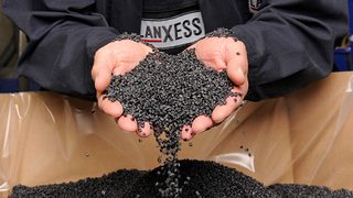 Lanxess wprowadza na ryne