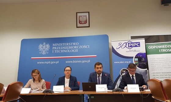 Podsumowanie debat eksperckich Kampanii "Polska Chemia"