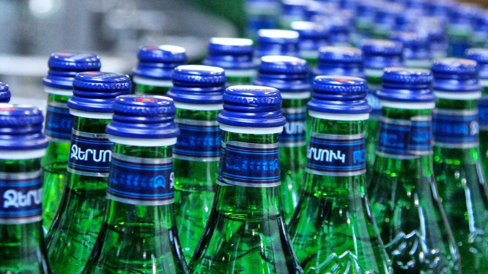 Armenian bottler grows with KHS technology 