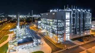 BASF zmienia strukturę or