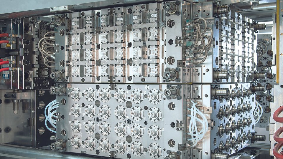 Latest cube tool technology for white goods industry runs with Polykemi PP-compound