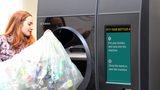 Tomra R1 can empty an entire bag of drink containers in seconds