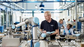 Universal Robots pozwoli 