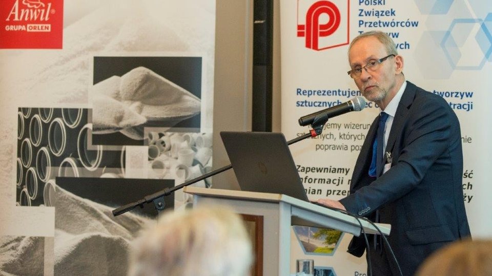 Nowy podatek od tworzyw sztucznych zagrożeniem dla całej branży