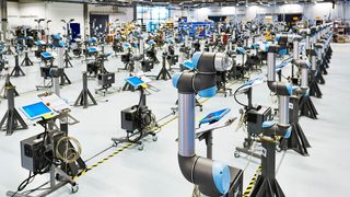 Universal Robots wzmacnia