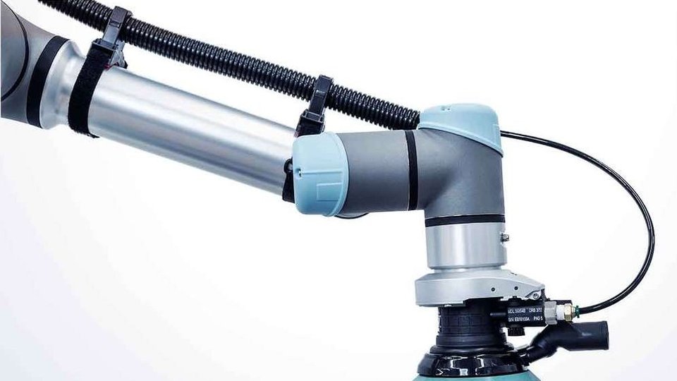  Universal Robots rozbudowuje zestawy aplikacji UR+