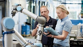 Universal Robots uruchami