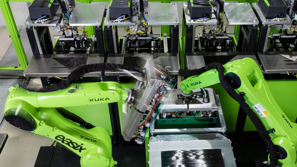 Tailor-made thermoplastic composites  for high-volume production