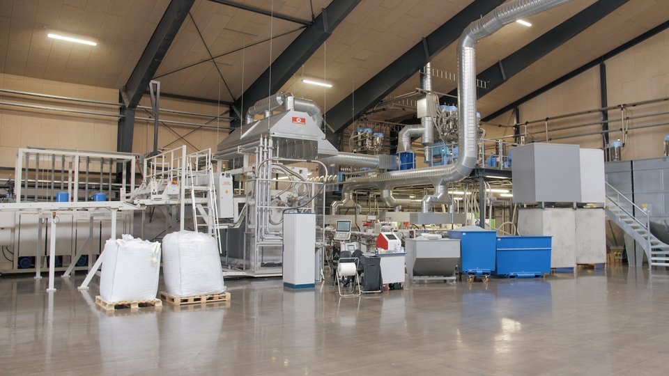 High-speed production line for “Danish trays”