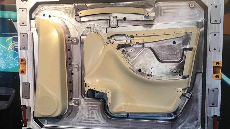 New FLEXflow Evo facilitates use of servo-controlled valve gate systems