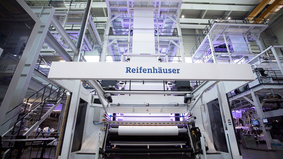 Reifenhäuser converts another pilot line for production
