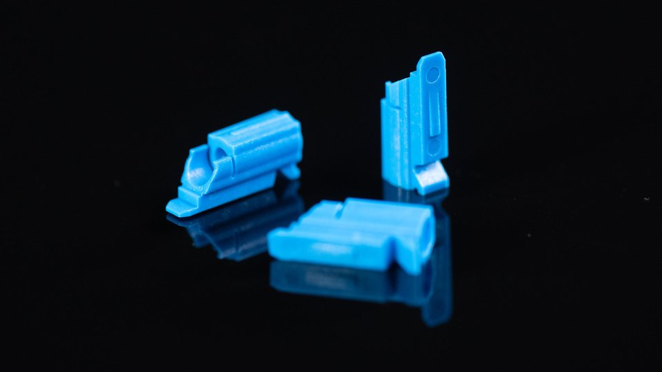 Even more cost effectiveness for small precision parts