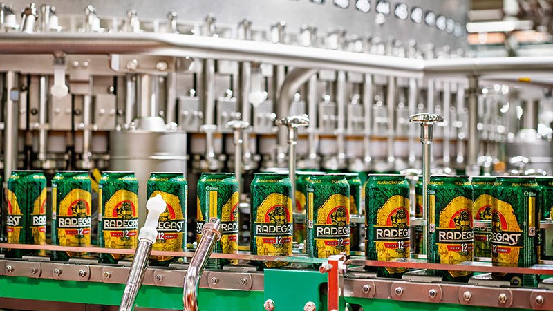 KHS can filler processes a broad spectrum of beverages and formats