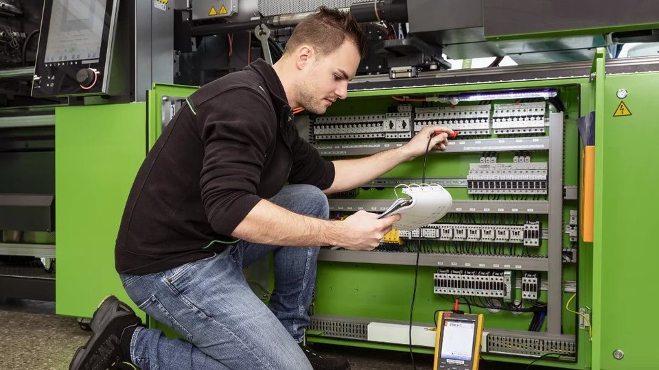 Engel founds company for pre-owned machines