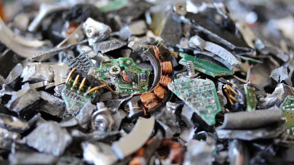 WEEE recycler takes delivery of fourth Untha shredder 