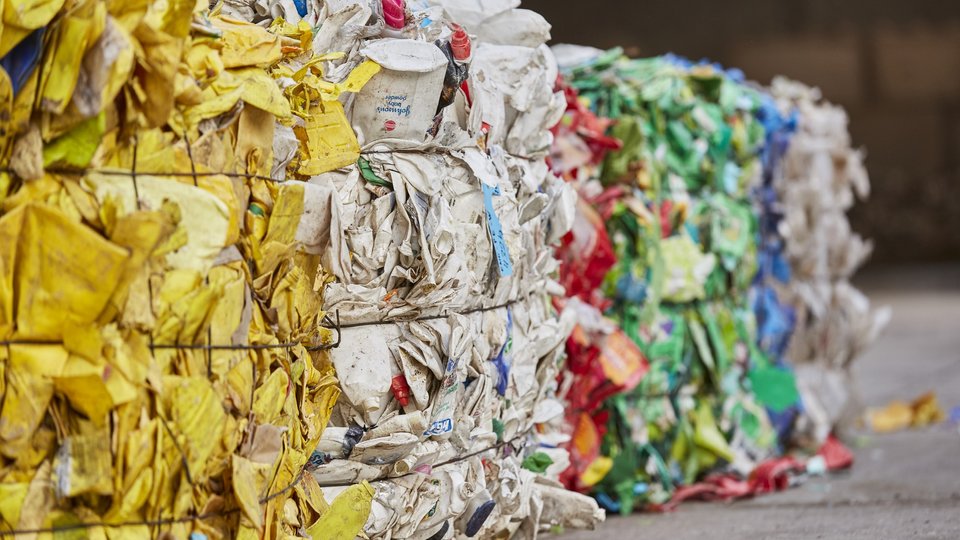 Difficult year for Italian manufacturers of plastics and rubber processing machinery