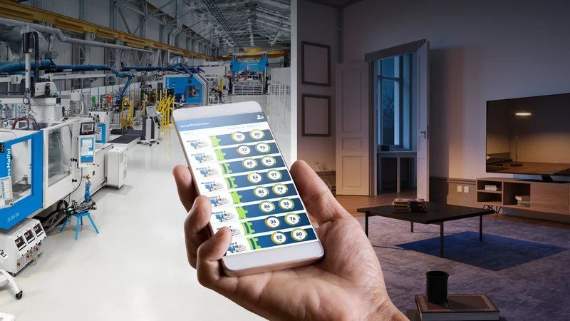 socialProduction from KraussMaffei - proactive production monitoring anytime and anywhere