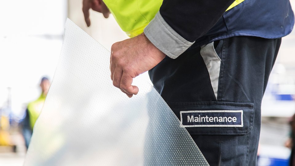 Lufthansa Group and BASF roll out sharkskin technology
