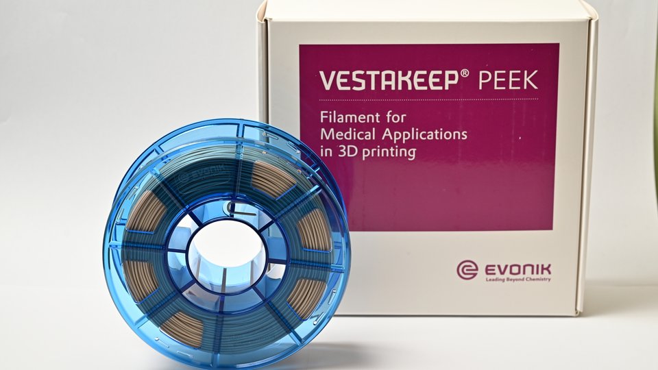 Evonik presents new 3D-printable PEEK Care Filament 
