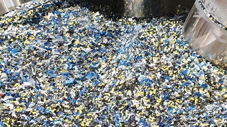 K.D. Feddersen distributes recompounds from Aurora Kunststoffe GmbH