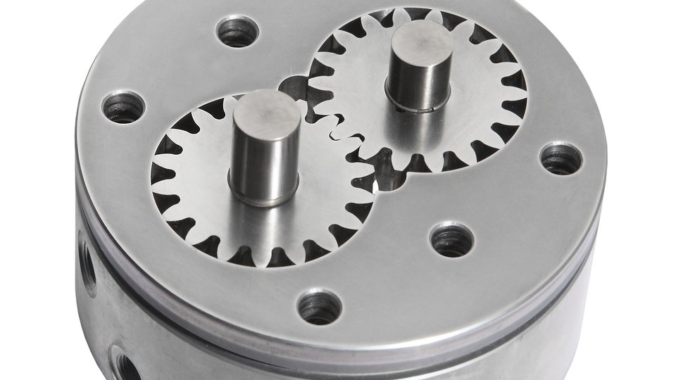 High-speed pumps master complex PUR applications