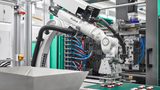 Allrounder Cube 1800: compact cube machine completes the Arburg portfolio