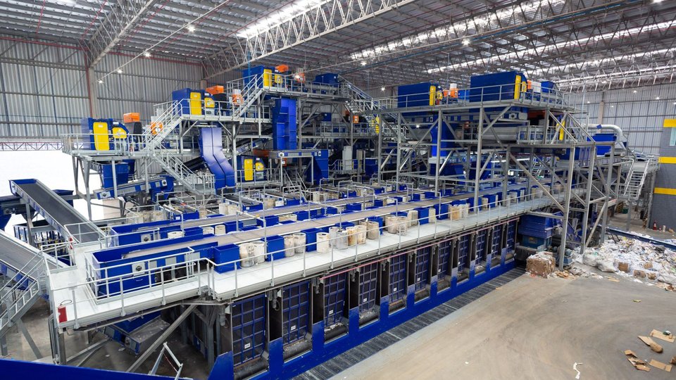 Dry recyclables and light packaging: the sorting challenge  