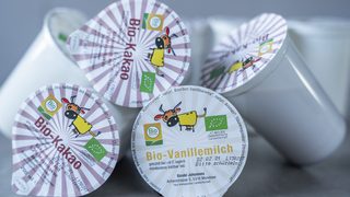 Sustainable rPET cups for