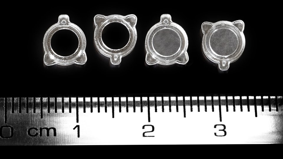 Liquid silicone injection molding of micro parts