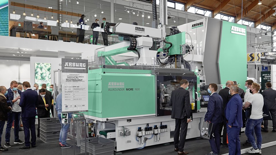 Arburg “live” and on a grand scale at Fakuma 2021