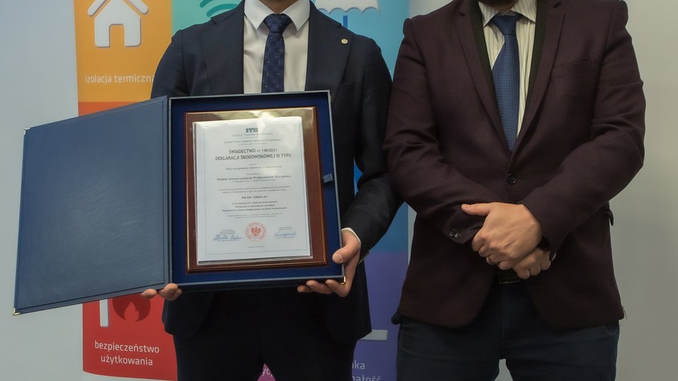 Płyty styropianowe z deklaracjami środowiskowymi 