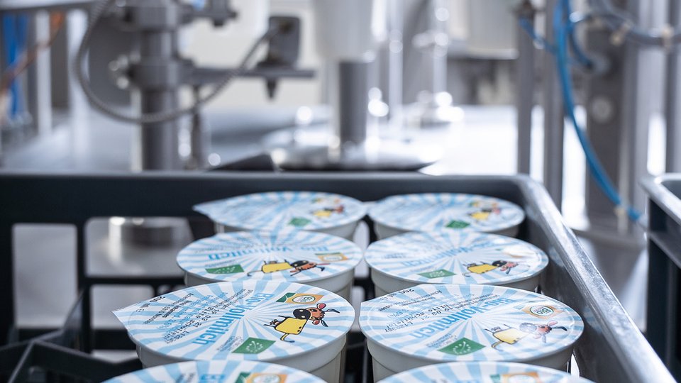 WorldStar Award 2022 for school milk packaging made from 100% rPET