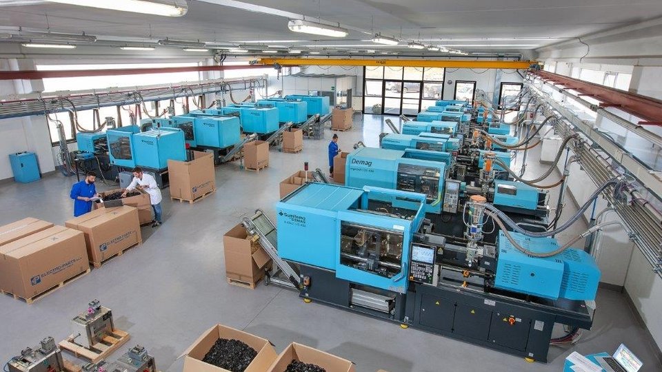 Sumitomo (SHI) Demag - success through synergy  