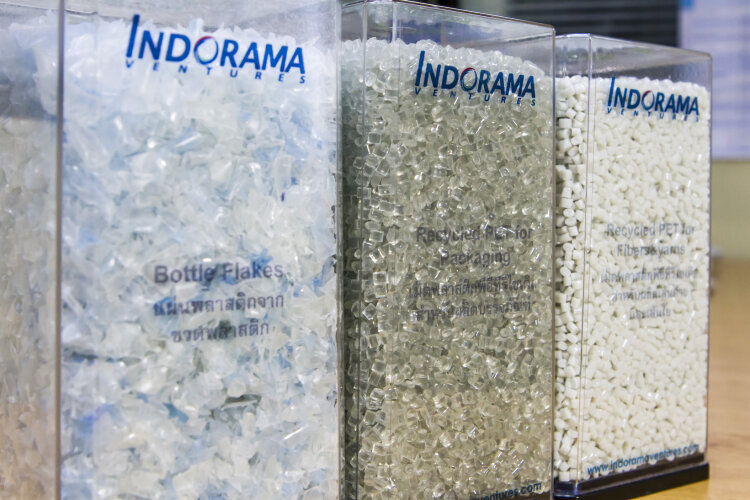 PET flakes, rPET for packaging, rPET for fibers and yarns