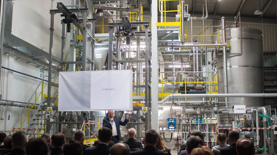 Grupa Selena uruchomiła nową instalację do produkcji biopolimerów