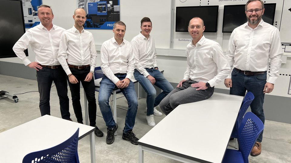 Sumitomo (SHI) Demag Czech branch marks one year anniversary
