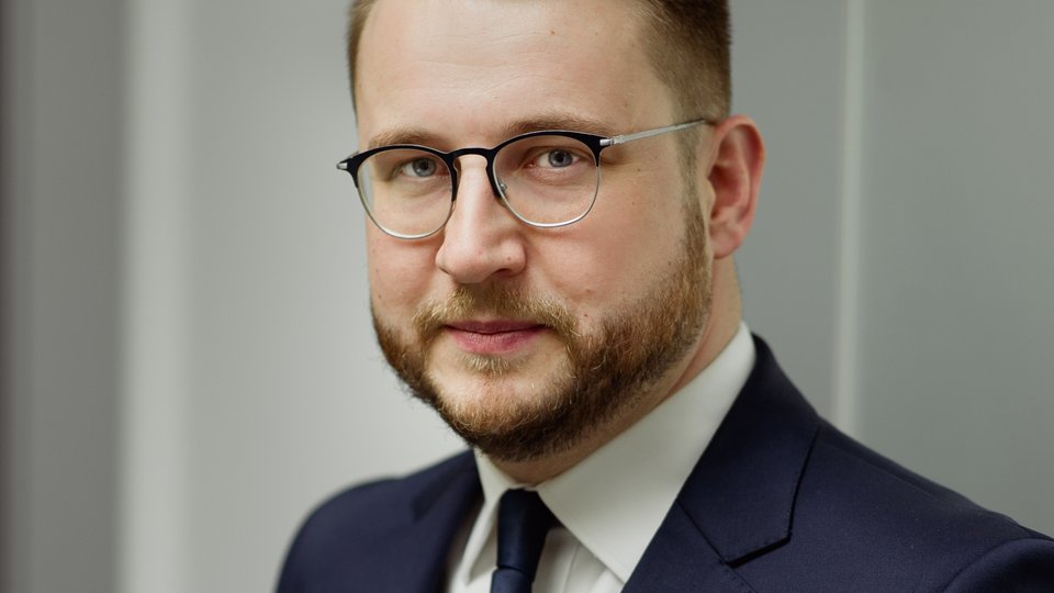 Branża tworzyw w kleszczach wielkiej polityki