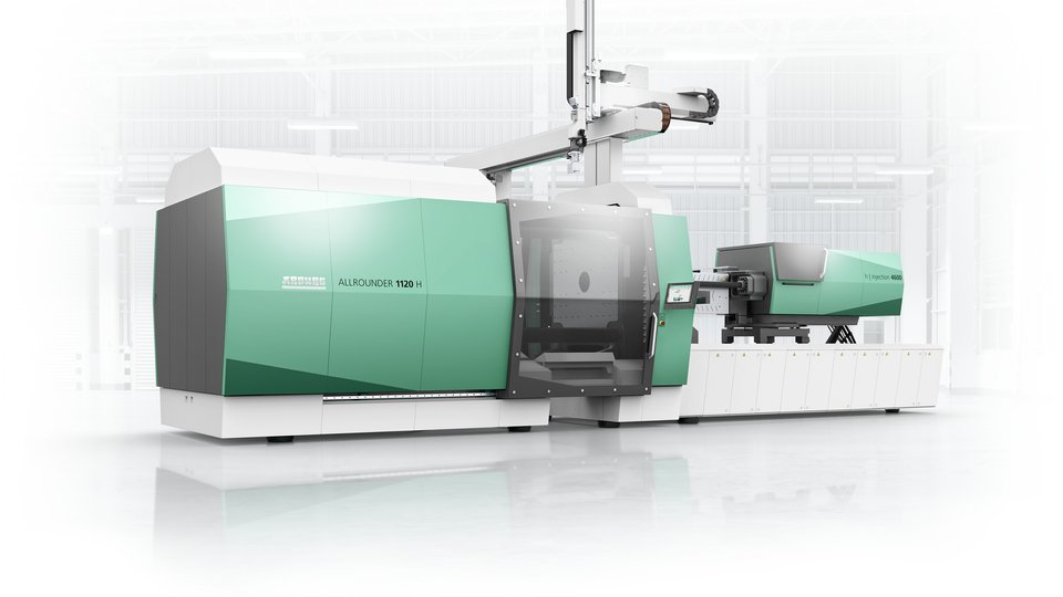 Ambitious: biggest Allrounder produces toolbox in Arburg design
