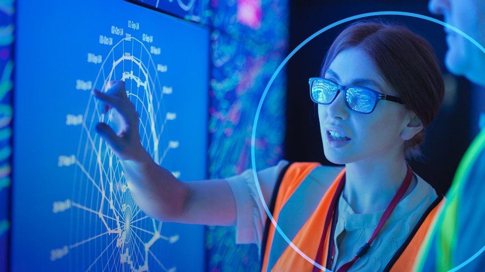 Dassault Systèmes identyfikuje umiejętności przyspieszające transformację sektora produkcji