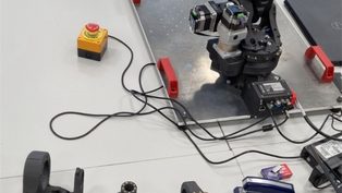 Polski robot w dystrybucj
