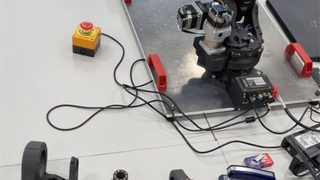 Polski robot w dystrybucj