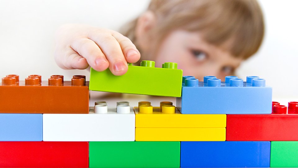 Wybór i wdrożenie systemu ERP: odpowiedni system dla przemysłu maszyn i urządzeń