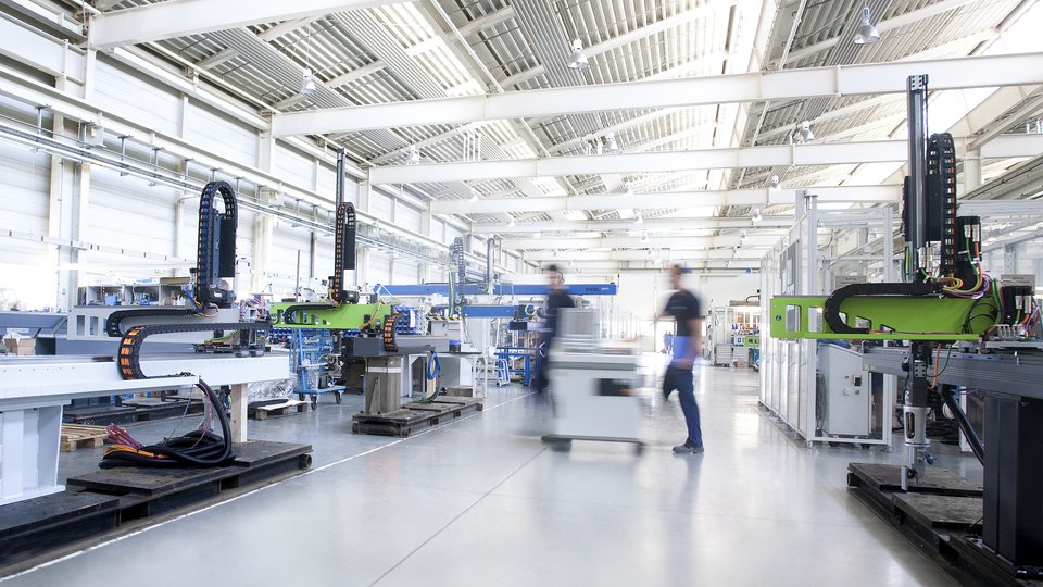 Engel to extend robot plant in Dietach