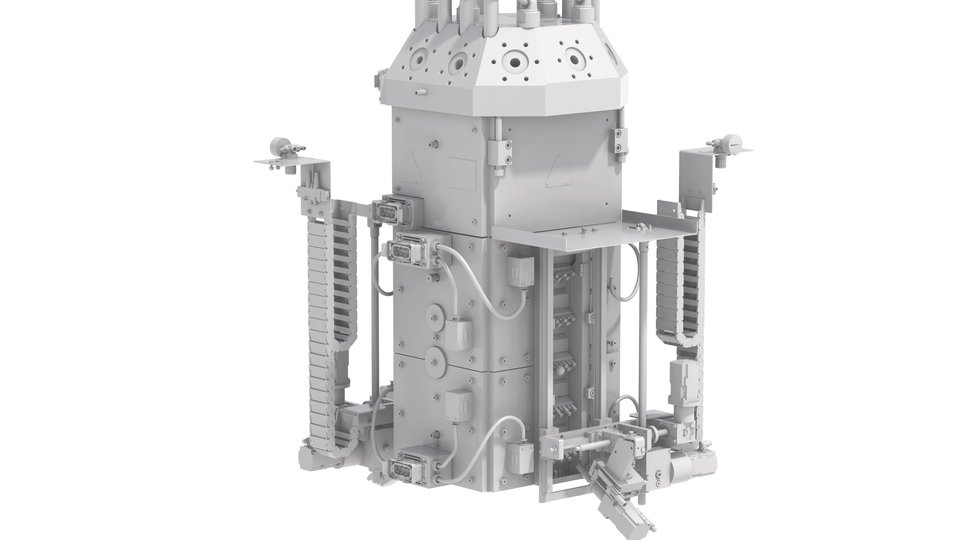 Reifenhäuser focuses on safe recyclate processing and automation in film production